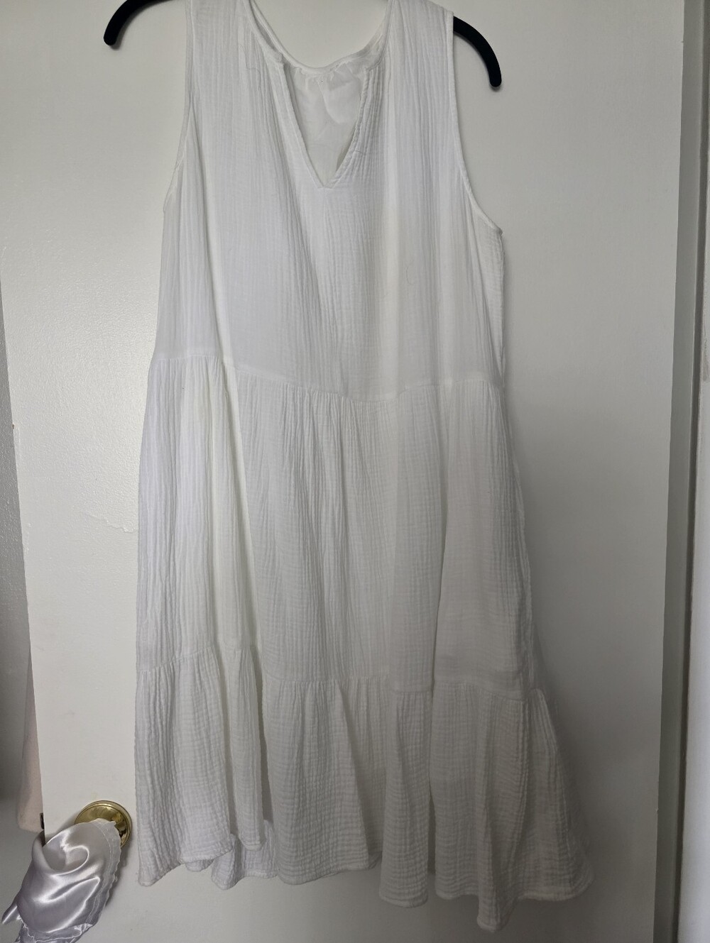 White V-Neck Textured Tank Dropped Waist  Dress. Completely Lined Beautiful